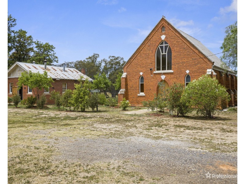 24 Simson Street, Carisbrook VIC 3464