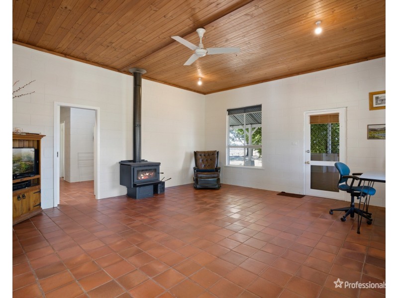 1068 Maryborough – Dunolly Road, Bet Bet VIC 3472