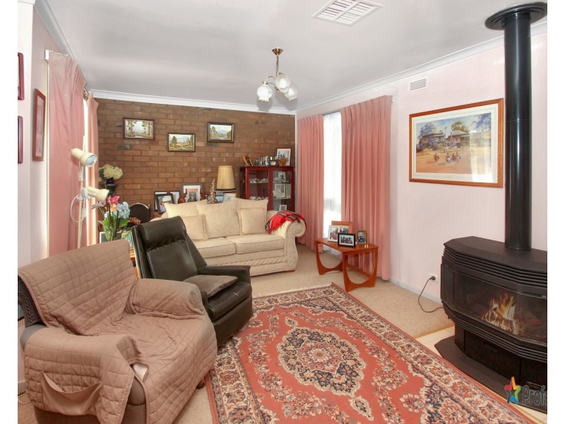 109 Queens Avenue, Maryborough VIC 3465