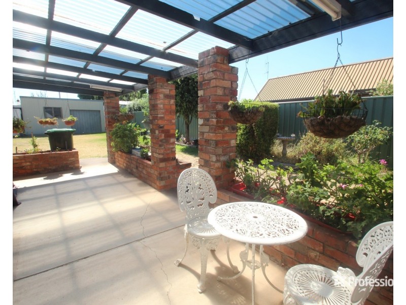 109 Queens Avenue, Maryborough VIC 3465