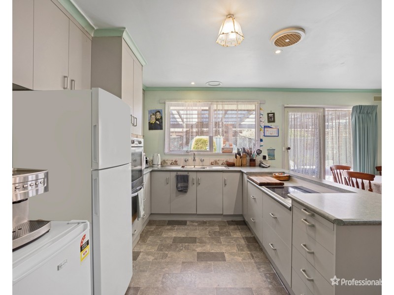 109 Queens Avenue, Maryborough VIC 3465