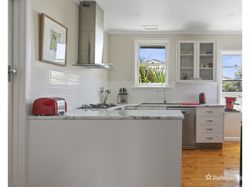 9 Clarendon Street, Maryborough VIC 3465