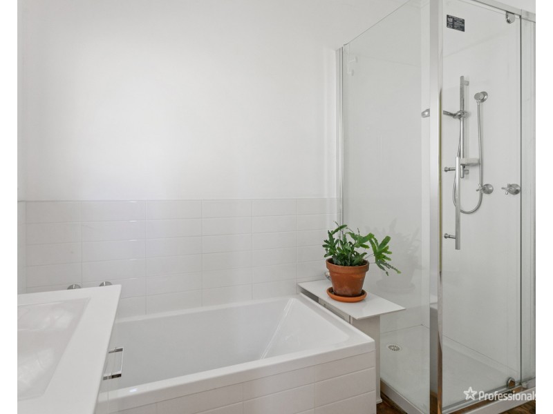 9 Clarendon Street, Maryborough VIC 3465