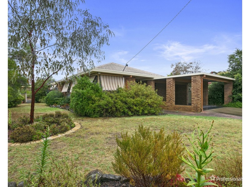 87 Dundas Road, Maryborough VIC 3465