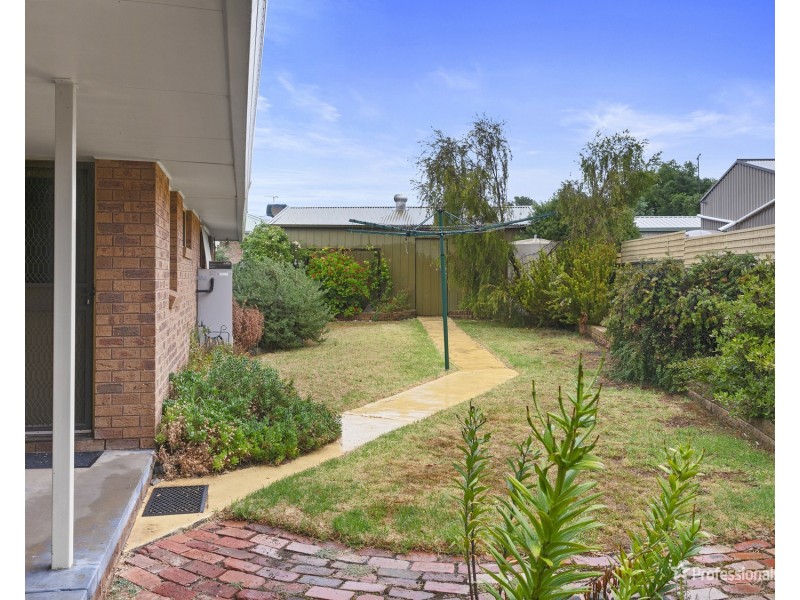 87 Dundas Road, Maryborough VIC 3465