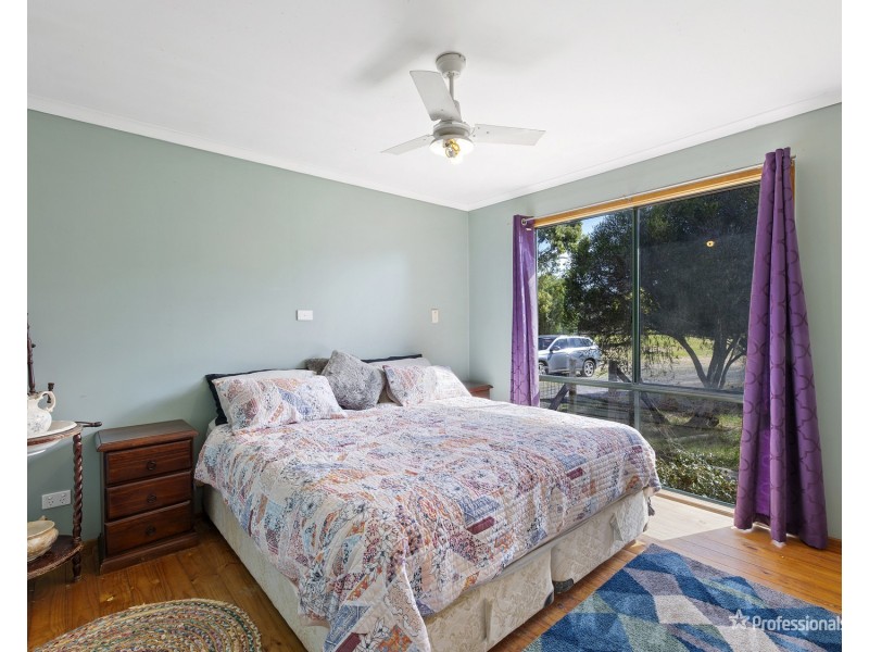 277 Maryborough – St Arnaud Road, Alma VIC 3465