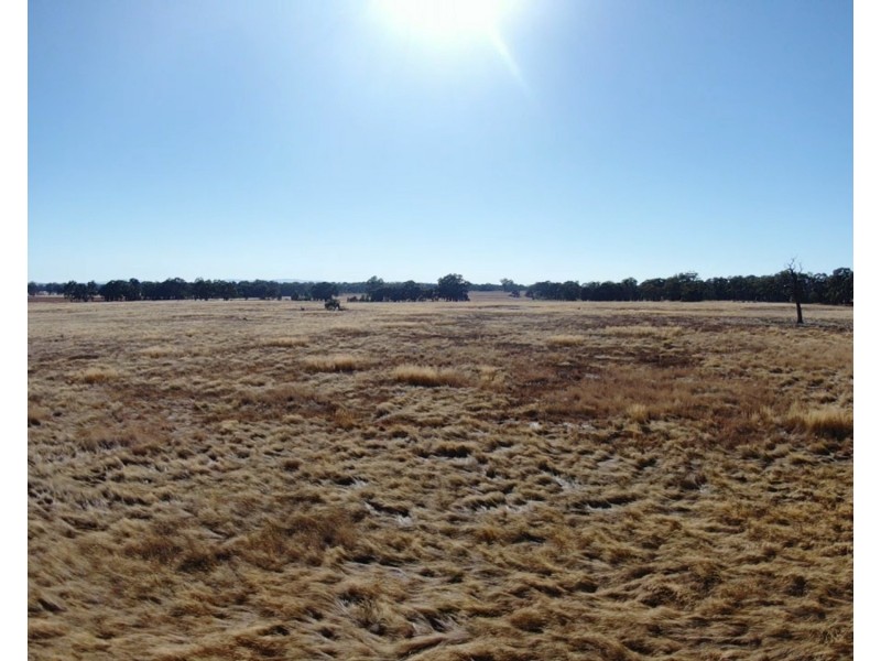 Lot CA 4, Sec J Natte Yallock-Redbank Road, Redbank VIC 3477