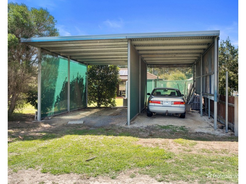 225 High Street, Avoca VIC 3467