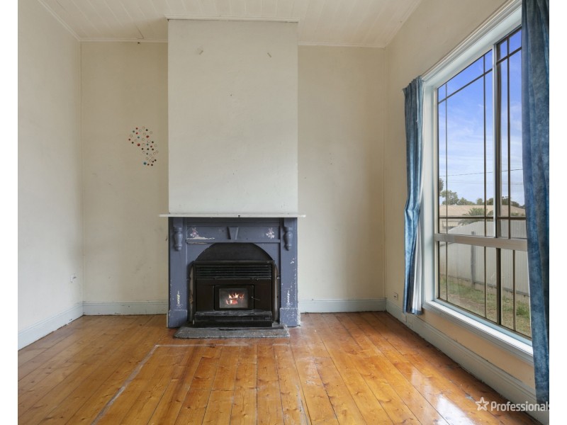 19 Wills Street, Maryborough VIC 3465