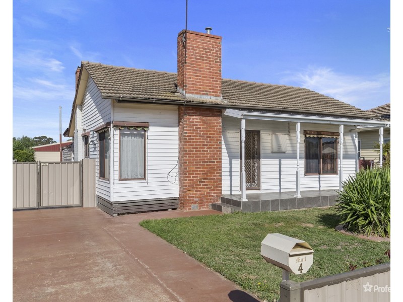 4 Pascoe Avenue, Maryborough VIC 3465