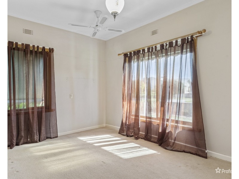 4 Pascoe Avenue, Maryborough VIC 3465