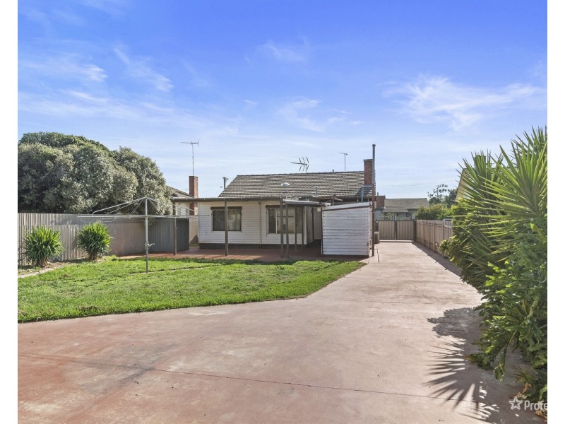4 Pascoe Avenue, Maryborough VIC 3465
