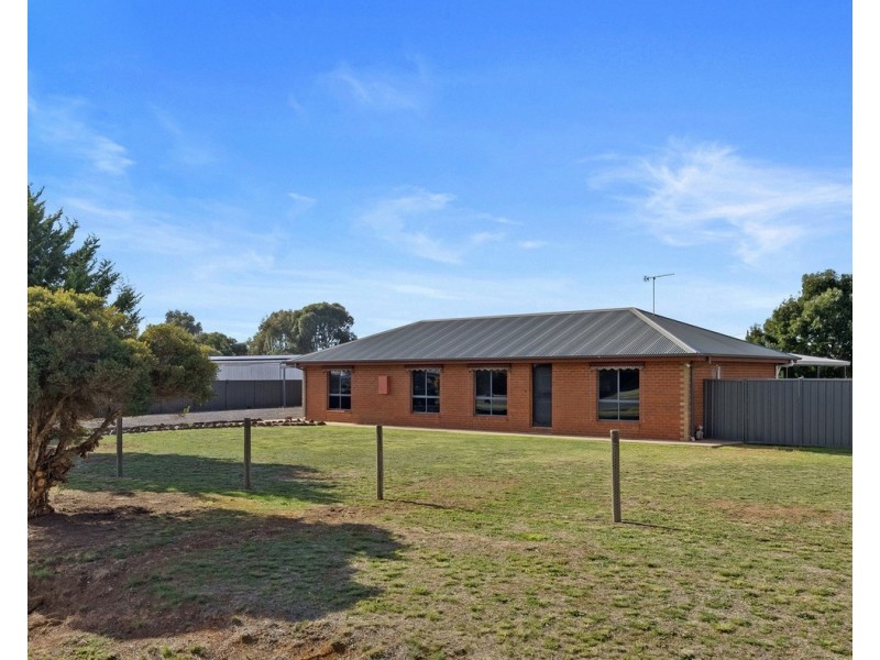 38 Heape Street, Carisbrook VIC 3464