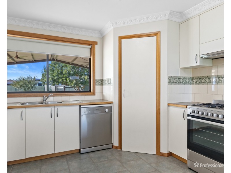 38 Heape Street, Carisbrook VIC 3464