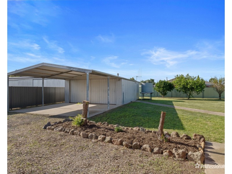 38 Heape Street, Carisbrook VIC 3464