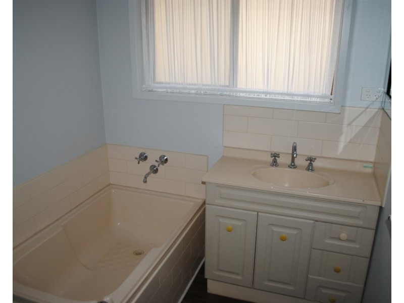 3 Ghost Gums Boulevard, Maryborough VIC 3465