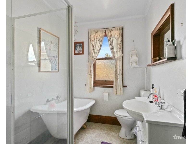 10 Elgin Road, Maryborough VIC 3465