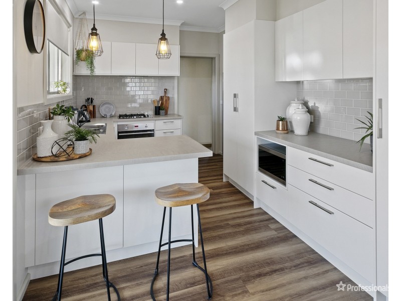 8 Gillies Street, Maryborough VIC 3465