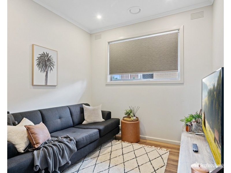 8 Gillies Street, Maryborough VIC 3465