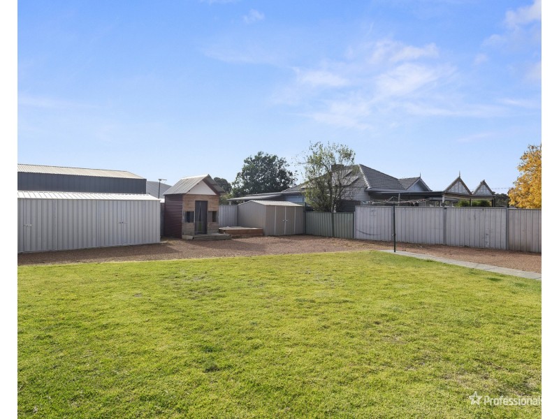 93 Griffiths Street, Maryborough VIC 3465