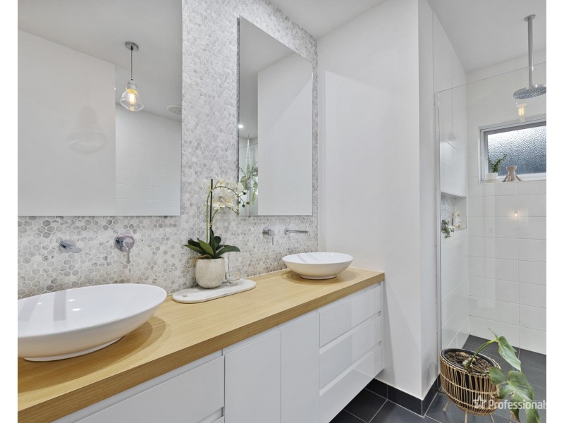 21 Forest View Drive, Maryborough VIC 3465