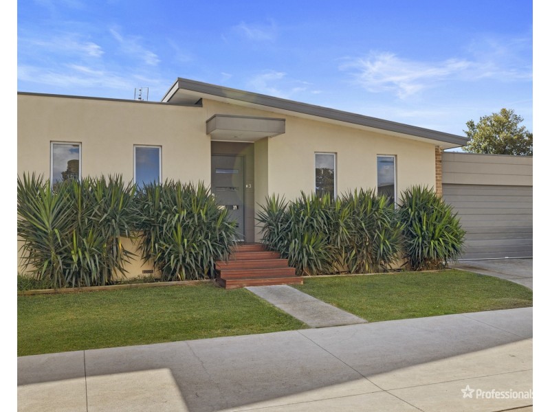 3/116 Gillies Street, Maryborough VIC 3465