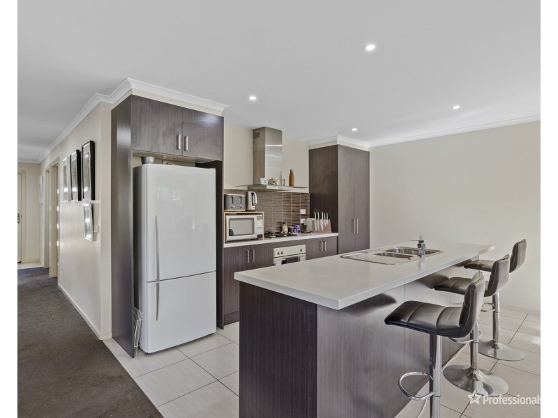 3/116 Gillies Street, Maryborough VIC 3465