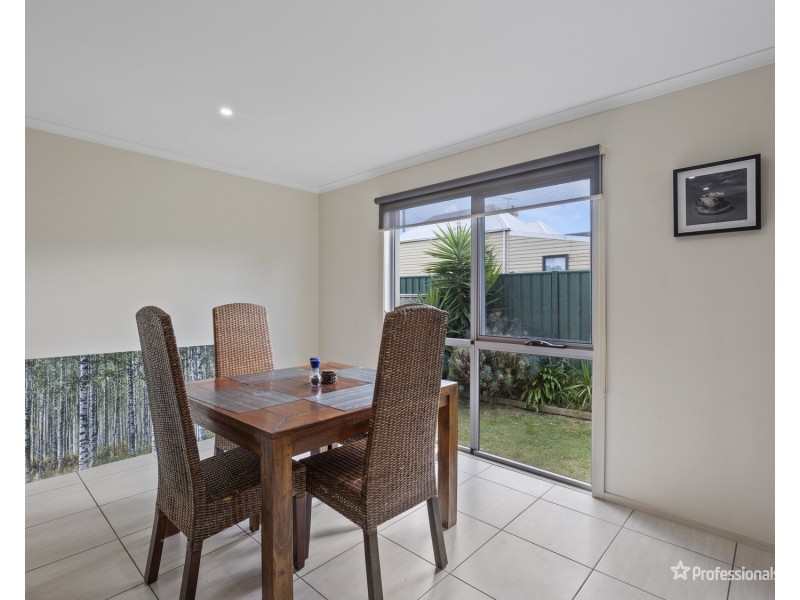 3/116 Gillies Street, Maryborough VIC 3465