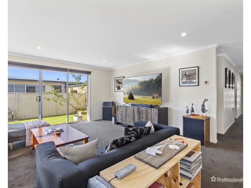 3/116 Gillies Street, Maryborough VIC 3465