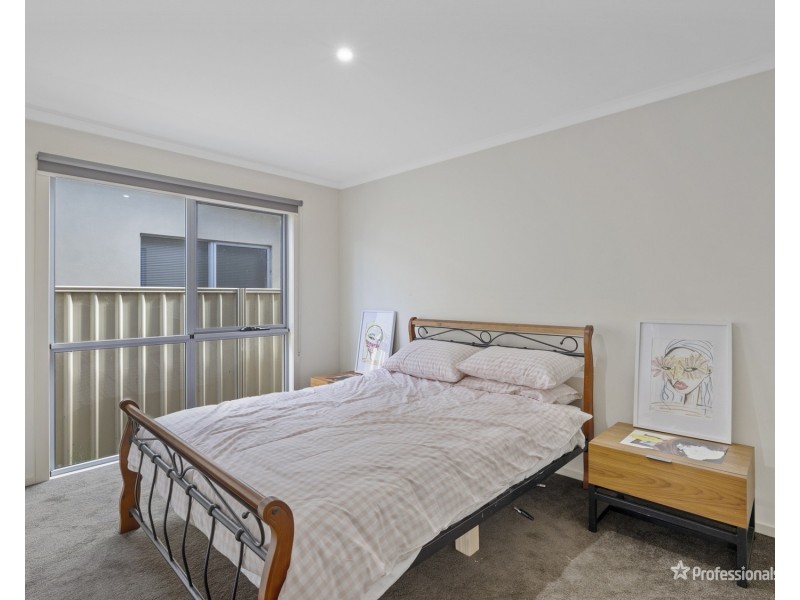 3/116 Gillies Street, Maryborough VIC 3465