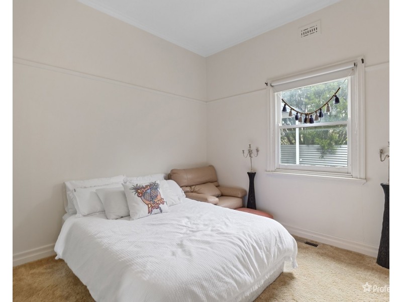 9 Napier Street, Maryborough VIC 3465