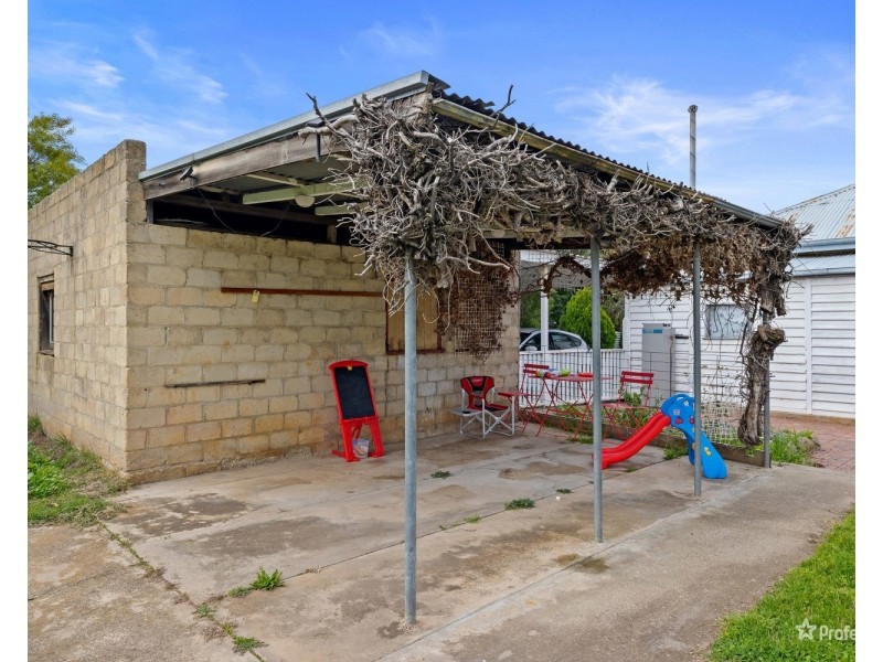 9 Napier Street, Maryborough VIC 3465