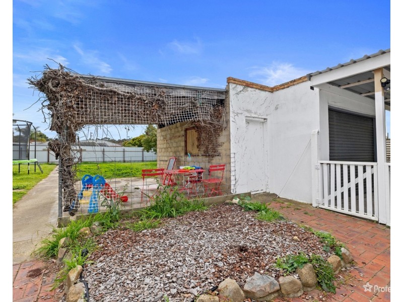 9 Napier Street, Maryborough VIC 3465