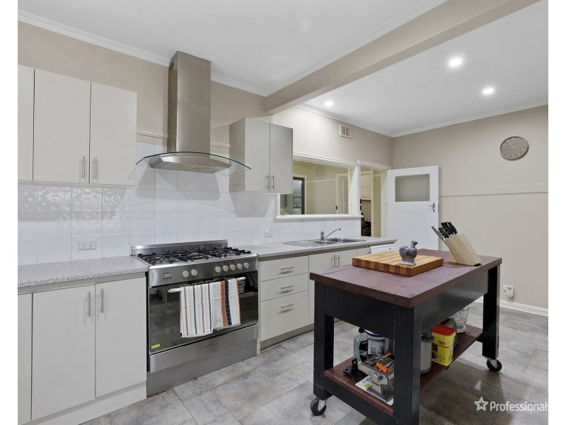 5 Whittaker Street, Maryborough VIC 3465