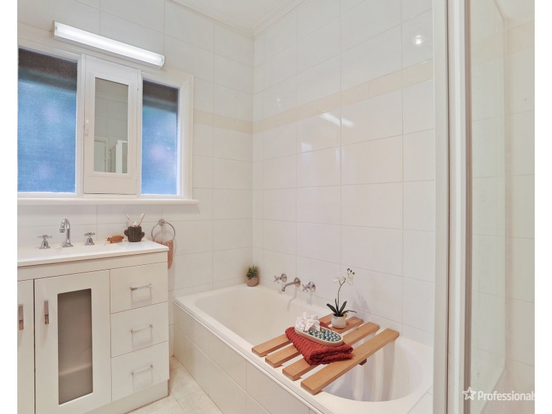 5 Whittaker Street, Maryborough VIC 3465