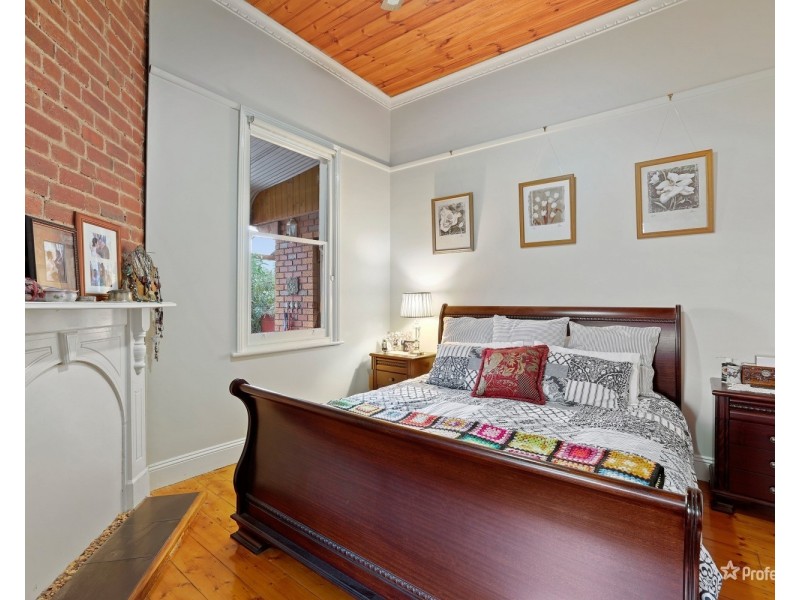 24 Kars Street, Maryborough VIC 3465