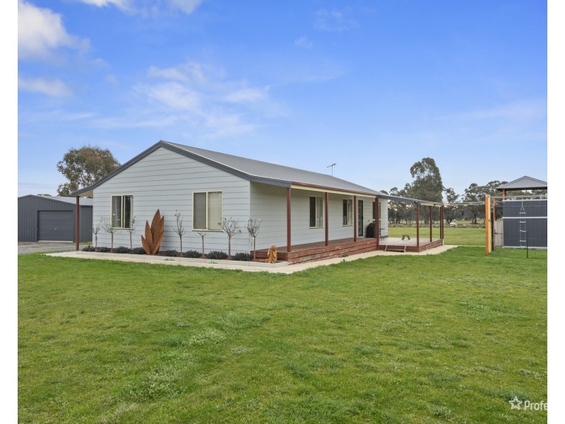 5 Collins Court, Maryborough VIC 3465