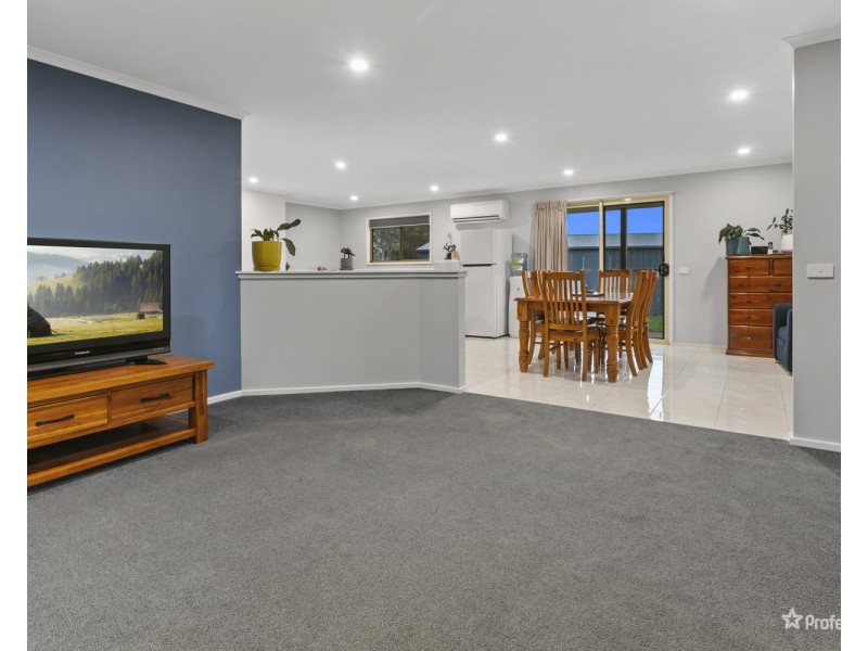 5 Collins Court, Maryborough VIC 3465