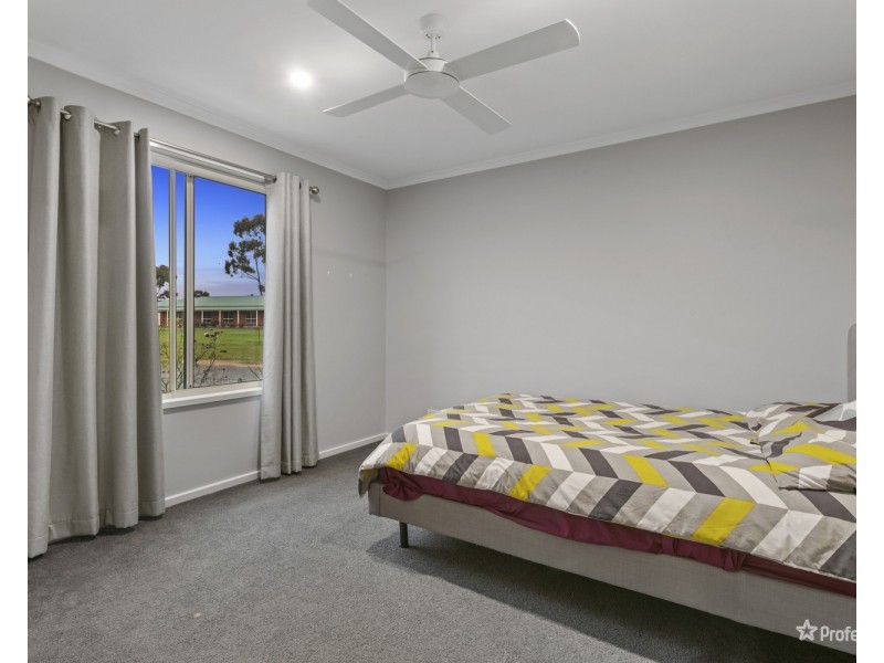 5 Collins Court, Maryborough VIC 3465