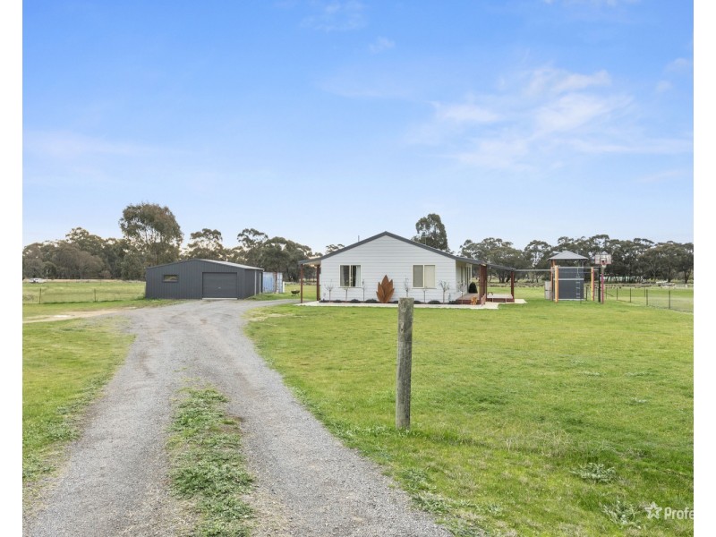 5 Collins Court, Maryborough VIC 3465