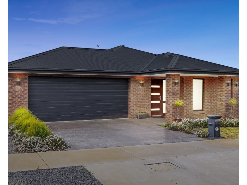 24 Forest View Drive, Maryborough VIC 3465