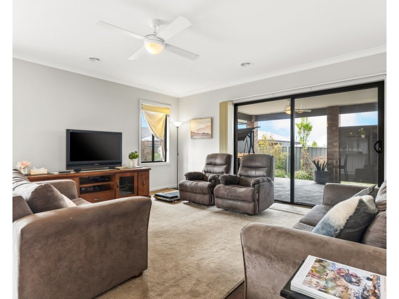 24 Forest View Drive, Maryborough VIC 3465