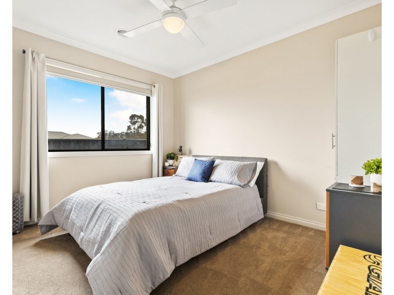 24 Forest View Drive, Maryborough VIC 3465