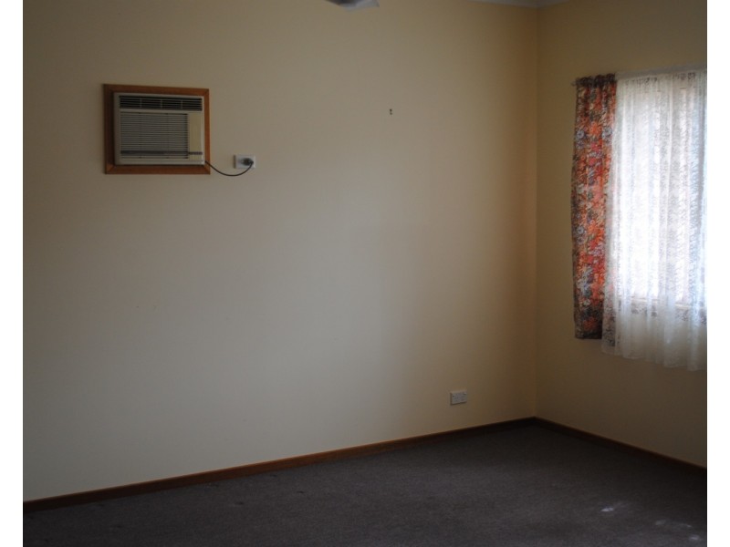 17 Liebig Street, Avoca VIC 3467