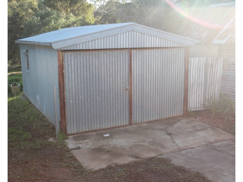 50 Derby Road, Maryborough VIC 3465