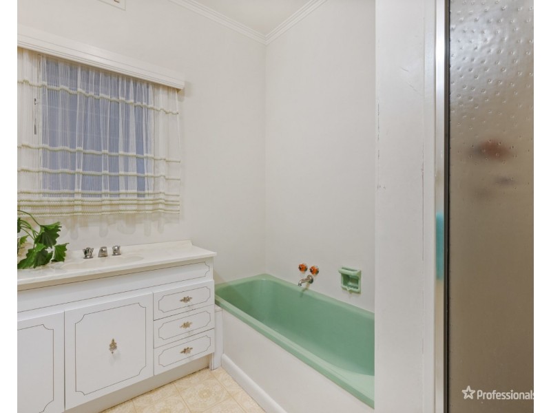 107 Inkerman Street, Maryborough VIC 3465