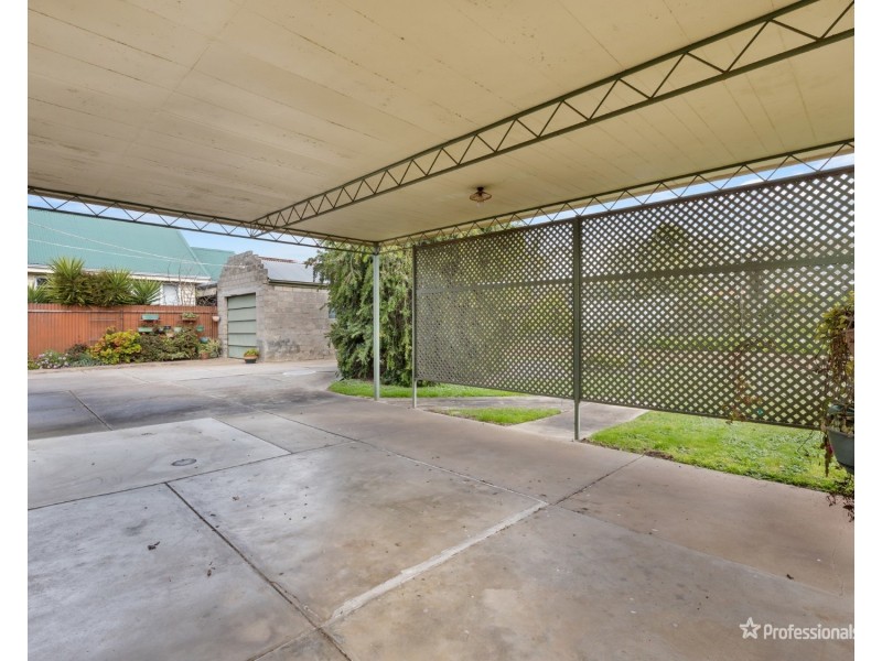 107 Inkerman Street, Maryborough VIC 3465