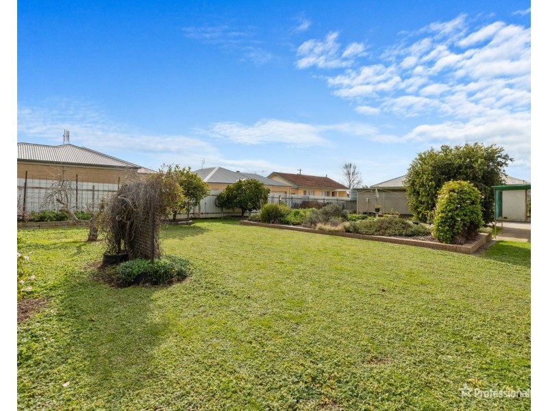 107 Inkerman Street, Maryborough VIC 3465
