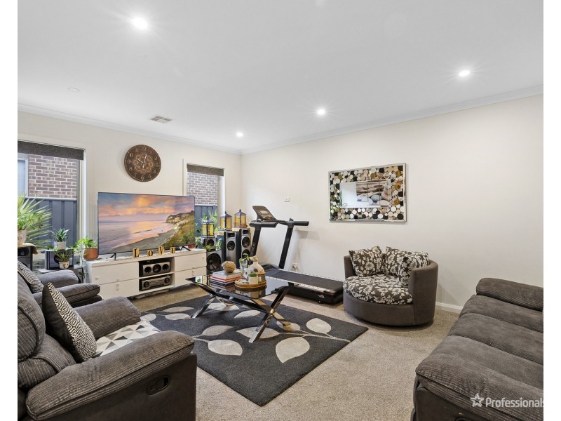 13 Central Court, Maryborough VIC 3465