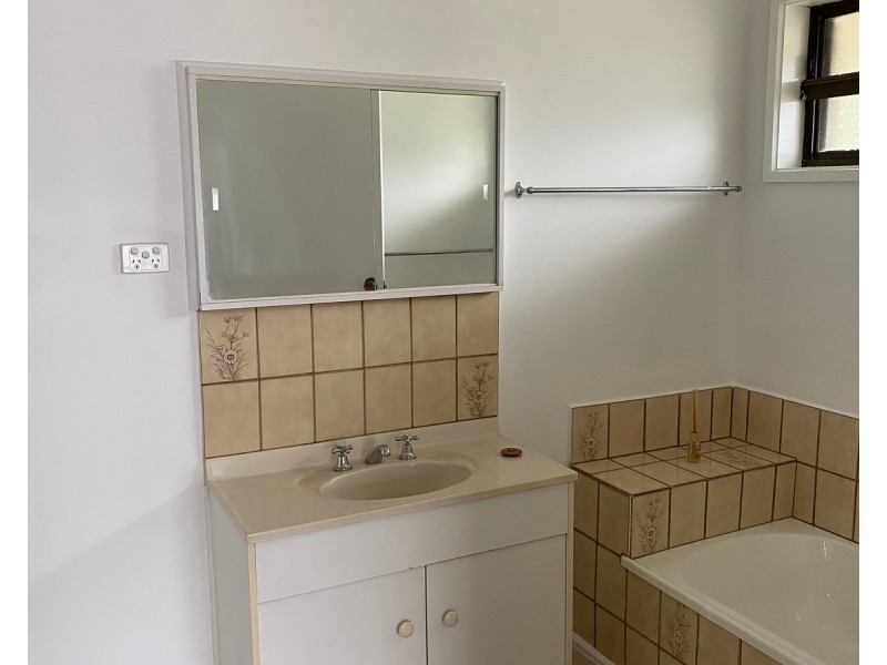 1/294 Gladstone Street, Maryborough VIC 3465